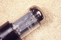 One, Mullard 5AR4 GZ34, fat base, dual getter, no notch, f31, 1959