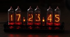 Nixie tube clock. IN-14 6 digits tubes. Carbon fiber case. USB-type C