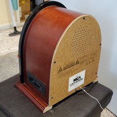 Replica 1933 MCA Universal Vintage Radio AM FM Cassette 100% Working Intact G++
