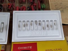 new Vintage NOS Pyramid 600 Capacitor Type III display box Ohmite Resistors USA