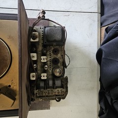 Vintage RCA Victor 45 Record Player w/ Amplifier? Model Unknown