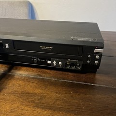 SYMPHONIC WF803 DVD/VCR rec VHS Combo Player / Recorder, No Remote,Tested Works