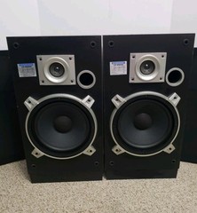 2 Pioneer Model CS-B1000 Speakers