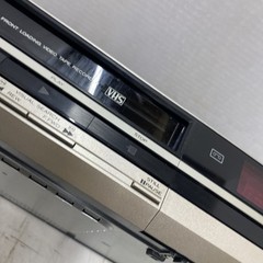 Hitachi VT-1100A VHS Video Cassette Player 4-Head W/ Remote Working Rare Vintage