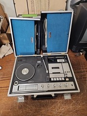 Crown SCP-71FW Compact Suitcase Stereo Record Player. For Parts No Battery Cover