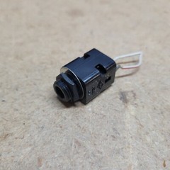 Fostex A-8 LR remote punch in out Jack