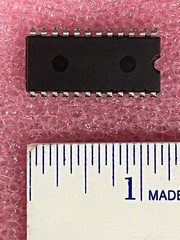 M5M5118P 16K BIT STATIC RAM CMOS 2KX8 200NS 24 PIN DIP MITSUBISHI (LOT OF 1)