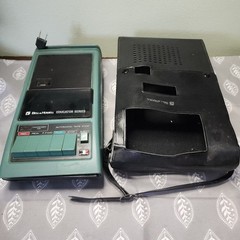 BELL & HOWELL Cassette Player/Recorder Model 3081B Educator Series W Case Read
