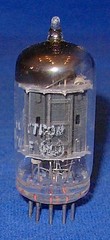 Strong Balanced RCA Black Plate 12AX7 Vacuum Tube