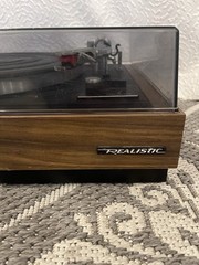 Realistic LAB-300 Belt Drive Turntable