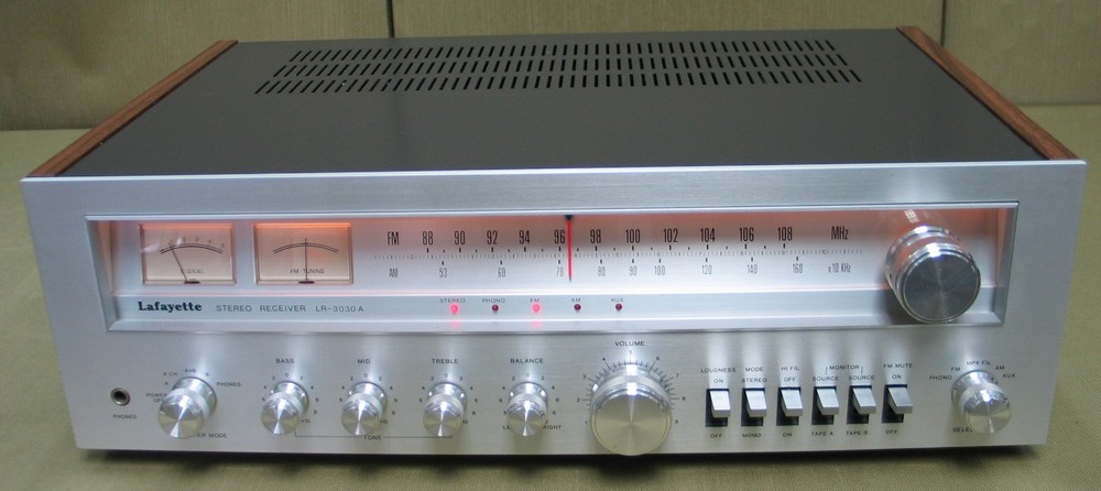 Lafayette LR-3030A Vintage Receiver (1976-77) Just Pro Tested / Serviced/Manual