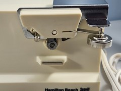 Vtg Hamilton Beach Scovill Model 400 Under Cabinet Radio / Can Opener MOVIE PROP