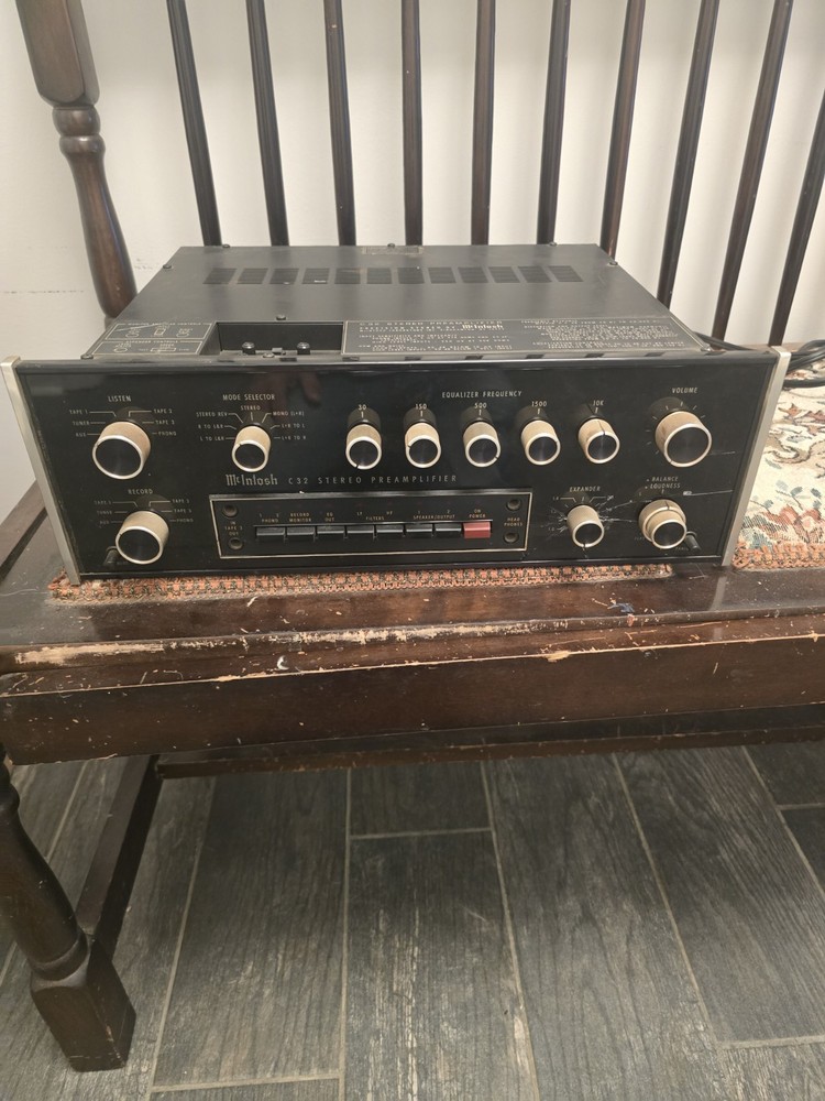 McIntosh C32 Stereo Preamp Pre-Amplifier Tested Working Crack