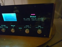 McINTOSH Mc 2105 AMP PROFESSIONALLY SERVICED VIDEO INCLUDED AND FACTORY SHIP BOX