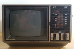 Vintage GE Spacemaker 7-7130A 1986 Portable TV B/W