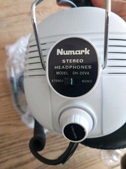 Vtg NOS Numark Stereo Headphones DH-20VA Stereo + Mono Switch Volume Control