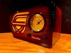Old Wood Vintage Antique Restored Art Deco Radio Converted to a Bluetooth SPK!