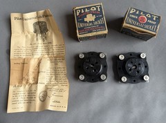 Pair NIB 1920’s Pilot 4 Pin Spring Suspension Tube Sockets – Shock proof 45 300B