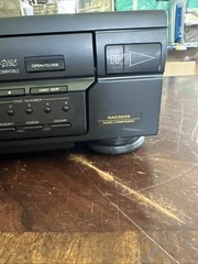 Fisher Studio Standard DAC-9225 5-Disc CD Changer Vintage For Parts or Repair