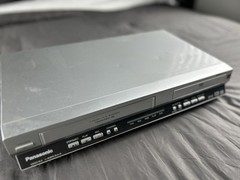 Panasonic PV-D4745S VCR/DVD Combo 4-Head Hi-Fi Stereo Plays VHS & DVD