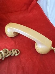 Vintage 1977 Stromberg Carlson 554 Wall Phone Gold Rotary Dial Bell System