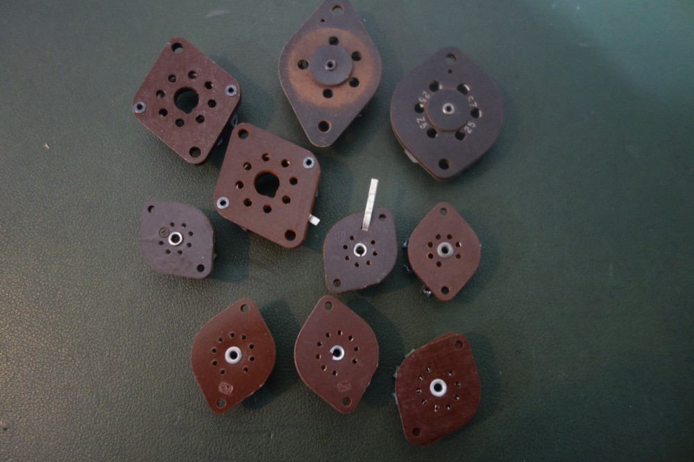 10 Ea 5-6-7-8-9 Pin Assortment Vintage Wafer Audio Tube Amplifier Sockets NOS
