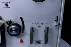 AKAI 1710W Reel-to-Reel Tape Recorder