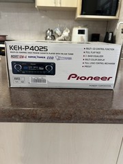 Pioneer KEH-P4025 car stereo cassette player receiver 2002 retro old headunit