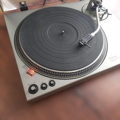 Technics SL-1700 Direct Drive Turntable Record Player For Parts Repair AS IS
