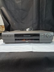 RCA VR528 VCR VHS 4-Head Video Cassette Player Recorder System, Works Perfect