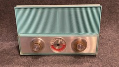 Philco K914-124 AM/FM Radio