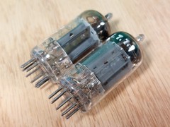 Perfectly Matched Pair of Mullard 12AX7 ECC83 mC1 1957 Shield Vacuum Tubes #2