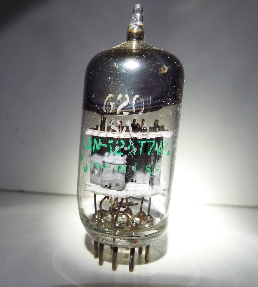 Sylvania Military JAN 12AT7 / 6201 Dual Triode Vacuum Tube