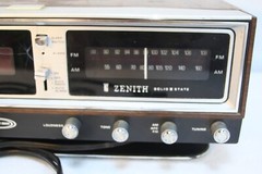 VTG Zenith Circle of Sound AM/FM Clock Radio Black R472 WORKS TV or MOVIE PROP