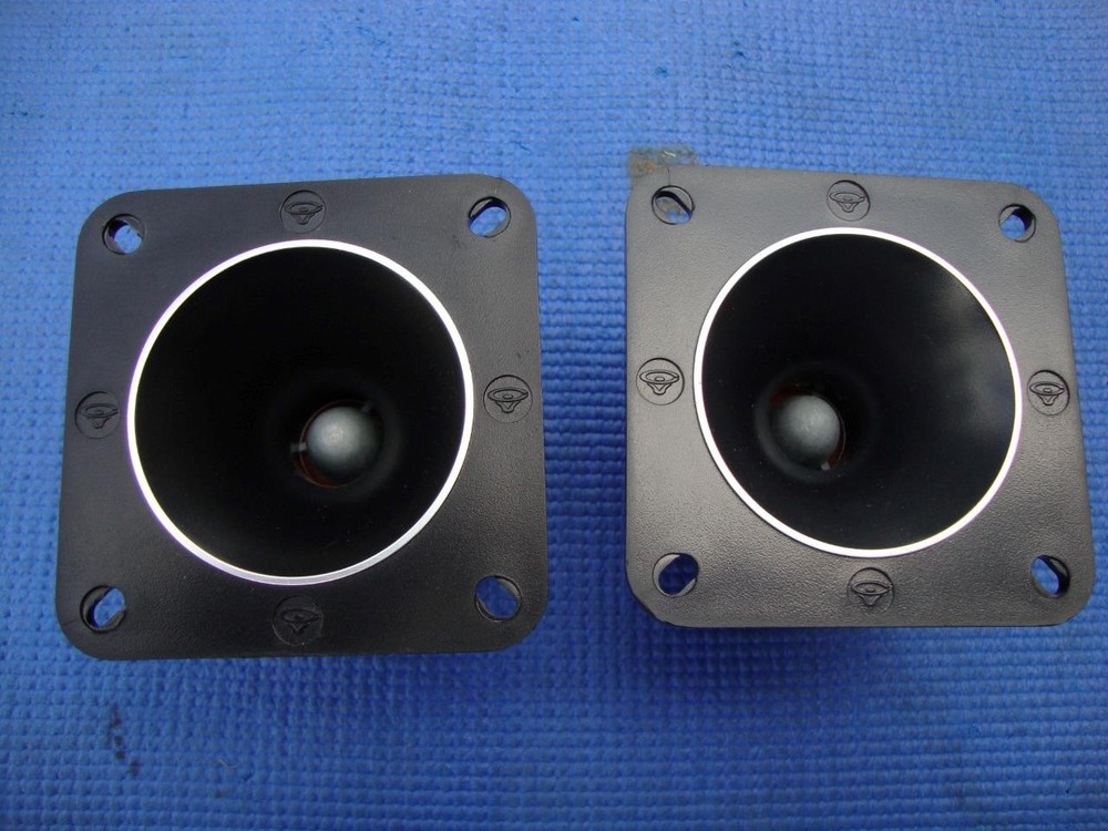 Pair of OEM Cerwin Vega CS5 (8 Ohms) Tweeter drivers from D9 ~ Tested