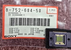 Sony 8-752-604-50 OEM ICX044AK-1 Integrated Circuit * NEW IN PACKAGE *