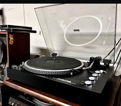 MGA Mitsubishi Direct Drive Fully Automatic DP-620 Turntable