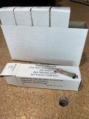 NOS NIB Sleeve of 5 Raytheon 6418 Sub Minature Vacuum Power Pentode Tubes