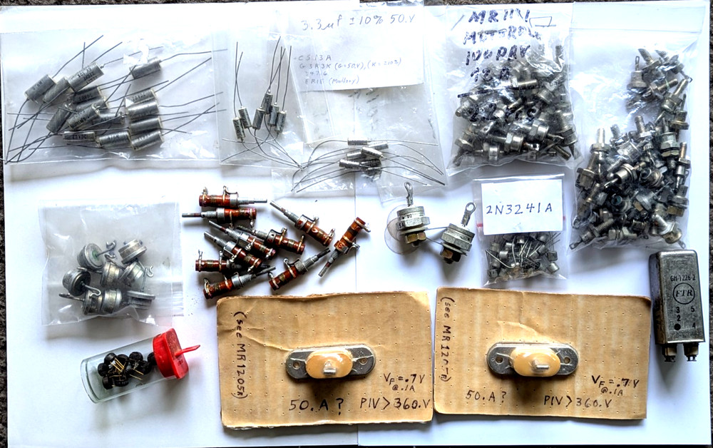 BIG LOT of VTNTAGE. DIODES, TRANSISTORS. CAPACITORS COILS…