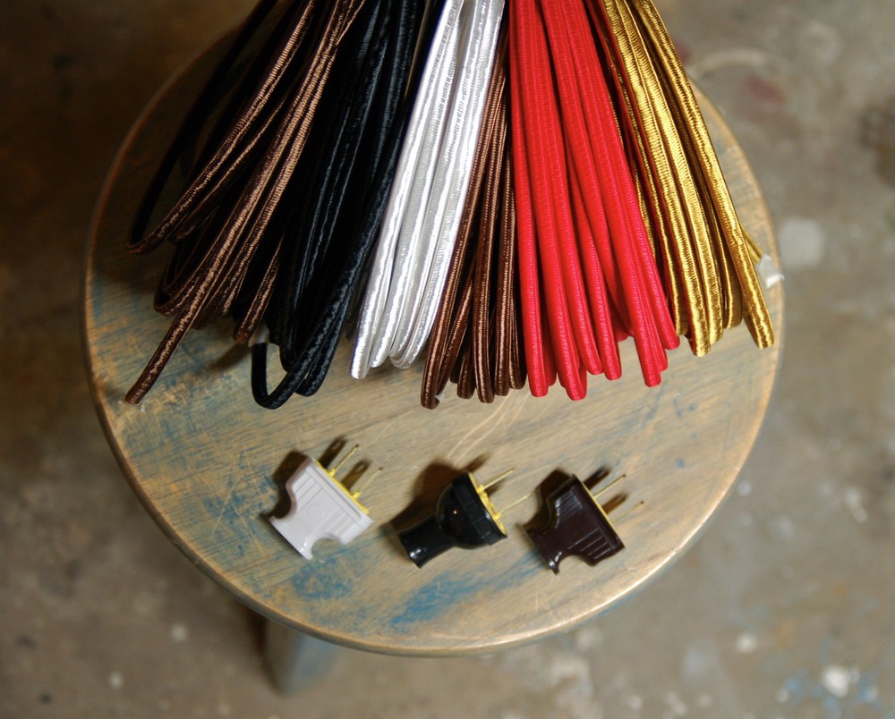 8′ Flat 2-Wire Cloth Covered Cord & Plug, Vintage Light Lamp Rewire Kit, Rayon