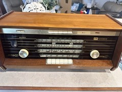 Norelco (Philips) B5X43A/54 Bi-Ampli tube radio, manufactured in Holland