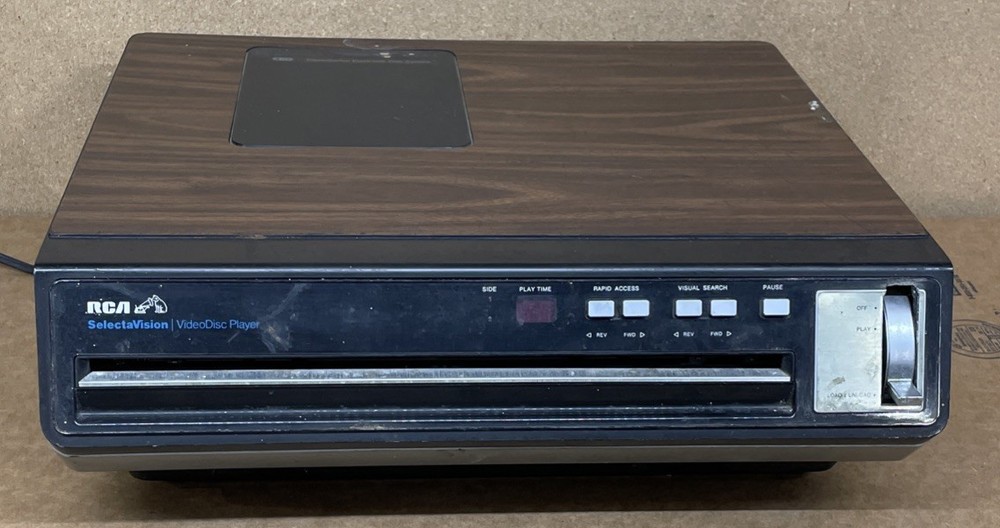 1081 RCA SelectaVision CED Video Disc Player-Model SFT 100 W Unable to Test PART