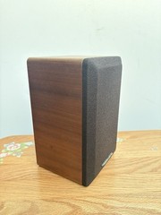 Realistic Minimus 7W Speaker 40-2039A Walnut Veneer Single