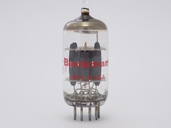 1x Beckman 12AU7 – 2-Triode Audio Amp = ECC82 95-126-01 CC82E – USA Red Print