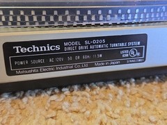Technics SL-D205 Semi-Automatic Direct Drive Turntable Clean Tested Good
