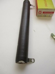 OHMITE VITREOUS ENAMELED RESISTOR 0600A, 100 WATTS 5 OHMS, 270-100M-40, 8010