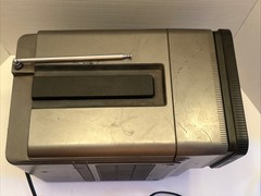 Vintage 1970’s QUASAR Tri-Power AC/DC Battery Portable 7″ TV XP1777PE – WORKS