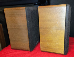 Pair Of Realistic Minimus -7W Speakers #40-2039A Walnut Veneer Tested Japan 40W.