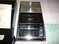 Vintage GE Portable Cassette Tape Recorder Attention Collectors Model 3-5120