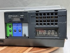JVC HR-7100U Vintage VHS VCR Video Cassette Recorder Retro Video Deck
